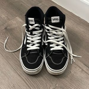 Womens vans hightop size 8